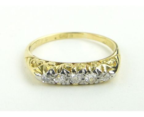 Edwardian 18ct gold 5 stone diamond ring, size P.