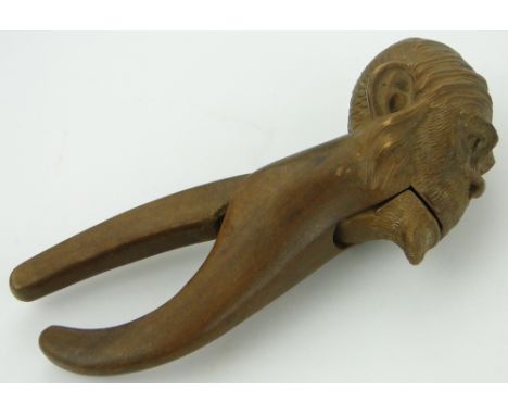 A German Black Forest carved wood monkey nutcracker, 8".