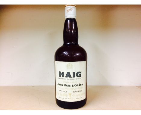 HAIG GOLD LABEL
Blended Scotch Whisky
26 2/3 fl.oz, 70° proof. CONDITION REPORT: Good