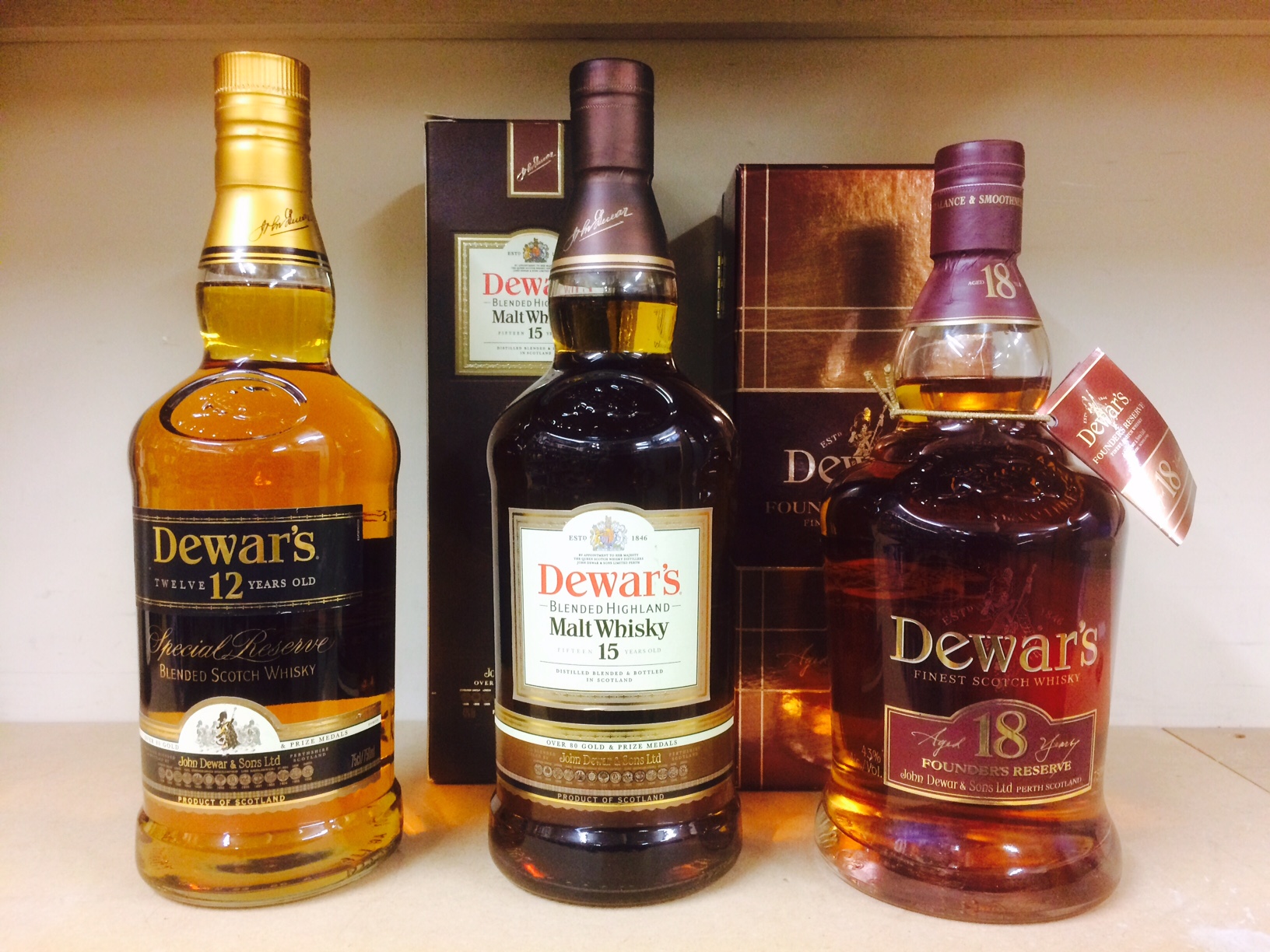 DEWAR'S SPECIAL RESERVE 12 YEARS OLD Blended Scotch Whisky Bottle no