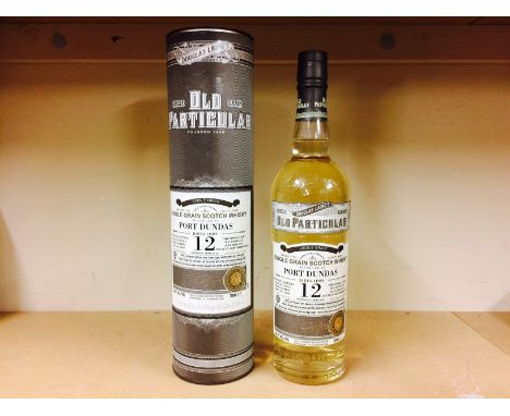 PORT DUNDAS 2004 OLD PARTICULAR AGED 12 YEARS
Closed 2011. Glasgow. Single Grain Scotch Whisky.
Distilled July 2004, matured 