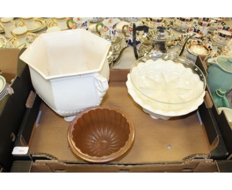 Adams white planter, bowl, glass bowl, jelly mould