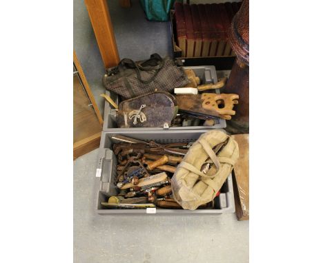 Quantity of vintage tools