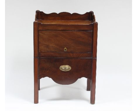 A George III mahogany tray top commode with lifting cupboard door and commode drawer, 58cm wide