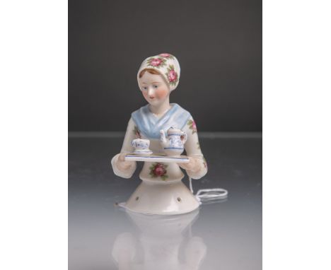 Porzellanfigur (Goebel), junge Dame m. Tablett, rs. gestempelt, numm. 181/1, ca. 9 cm.