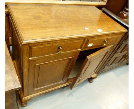 Vintage oak sideboard with two drawers and double door cupboards, L: 88 cm