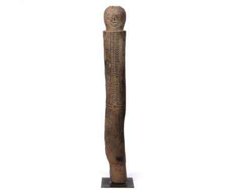 South Sudan, Bongo, a wooden cylindrical anthropomorphic funerary post h. 140 cm. Provenance: Galerie Dartevelle, Brussels an