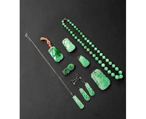 A COLLECTION OF CHINESE JADEITE JEWELLERYMODERNComprising: a single row jadeite bead graduated necklace; four pendants; two b