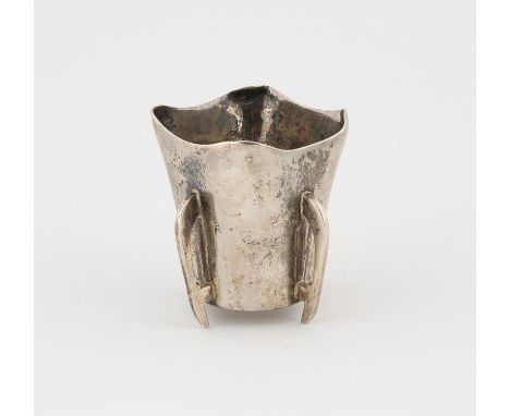 Irish silver Edwardian Rocket cup/Beaker, Dublin 1905. 68grams.Condition Report:  One corner is a little pushed inwards. Anot