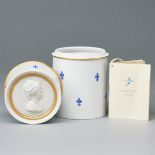 Deckeldose sog. Medaillon-Dose - Wilhelmine von Preußen. Fürstenberg, nach 1990.