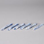 6 Messerbänkchen - Zwiebelmuster. Meissen 1956.