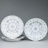 3 Speiseteller, 1 Suppenteller - Strohblume. Friedrich Christian Greiner & Söhne, Rauenstein 1894 -