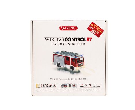   WIKING Control87 Feuerwehr mit Fernsteuerung, Maßstab 1:87,  Feuerwehrmodell LF 10/6 CL (MAN TGL) im Orig.-Karton mit Schau