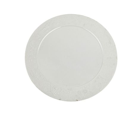   ROSENTHAL, Platte, "Zauberflöte, 20. Jh.  Entwurf von Björn Wiinblad, Weißporzellan, Fahne mit Reliefszenen aus Mozarts Ope