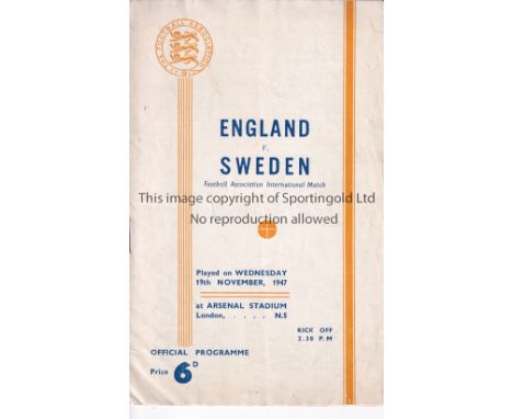 AT ARSENAL / ENGLAND V SWEDEN 1947      Programme for the match at Highbury 19/11/1947.    Generally good