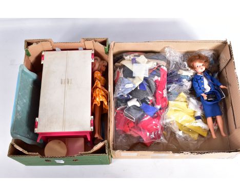 A 1960'S PEDIGREE SINDY DOLL, CLOTHING AND ACCESSORIES, marked 'Made in England' dressed in Air Hostess uniform, with a quant