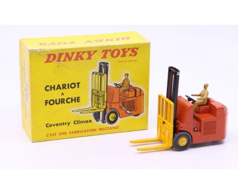 Dinky: A boxed French Dinky Toys, Chariot a Fourche / Coventry Climax, Reference No. 597, orange body, yellow forks. Original