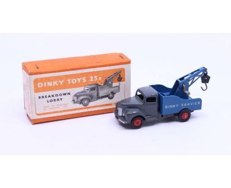 Dinky: A boxed Dinky Toys, Breakdown Lorry 'Dinky Service', Reference No. 25x, dark grey body and chassis, deep blue back. Or