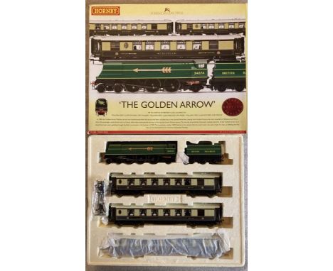 Hornby: A boxed Hornby, ‘The Golden Arrow’ Train Pack, Reference No. R2369. Containing BR 4-6-2 Battle of Britain Class locom