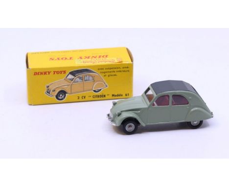 Dinky: A boxed French Dinky Toys, 2 CV Citroen Modele 61, Reference No. 558, green body with black roof and red interior. Ori