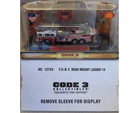 Diecast: A boxed Code 3 Fire Engine, 12724, FDNY Rear Mount Ladder 10, excellent original condition with original box.&nbsp;P
