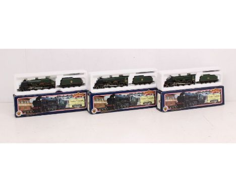 Bachmann: A collection of three boxed Bachmann, OO Gauge locomotives to comprise: Reference No's. 31-405, 31-402 and 31-403. 