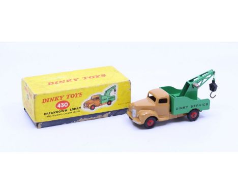 Dinky: A boxed Dinky Toys, Breakdown Lorry (with Windows) Commer Chassis, Reference No. 430, tan cab, green back. Original bo