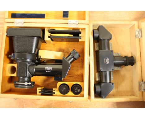 Zeiss microscope camera, Zeiss Jena camera in makers wood box with accessories and a prism viewfinder (2)