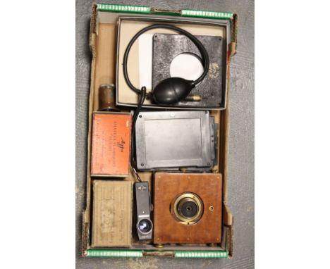 Shutters and accessories, Dalmeyer pnumatic shutter, two Luo shutters, a Marlow MB No2 field camera, Agfa flash equipment and