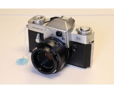 Leicaflex Camera, Mk2 chrome body with f/2 50mm Summicron lens