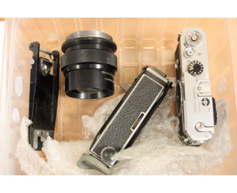 Canon camera, V body with other items (a lot)
