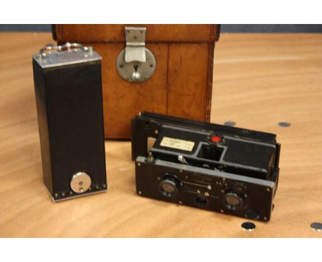A Zeiss Ikon Polyscop 609/1 Stereo Camera, with 12 exposure magazine back, in maker's case