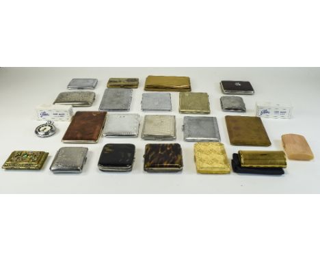 A Large Collection of Vintage Cigarette Cases etc, Various Sizes ( 24 ) Pieces In Total. 