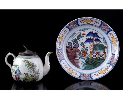 Earthenware teapot with polychrome chinoiserie decor and pewter fittings, England early 20th century, 13 cm high (spout with 