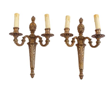 2 brass 2-light wall chandeliers in Louis Seize style, 37 cm high, 24 cm wide