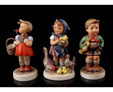 3 statues of Goebel Maria Hummel, 12 cm high