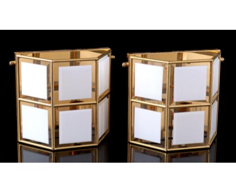 2 brass Hollywood Regency 2-light wall lamps with facet cut glass panes, 20 cm high, 24 cm wide