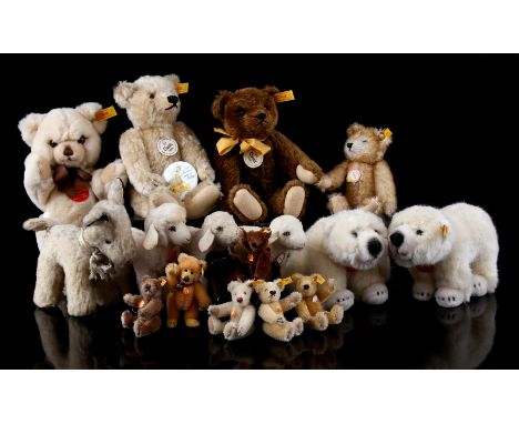 Lot with 17 Steiff cuddly toys, 2 polar bears, 10 teddy bears, 3 lambs and 2 dogs (white not marked), highest cuddly toy 26 c