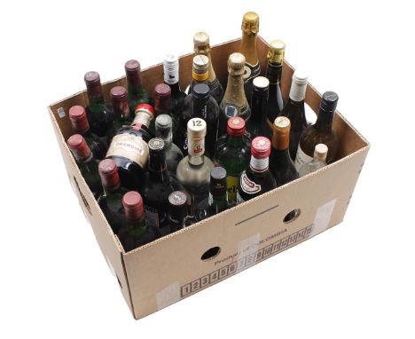 Box with 28 bottles of liquor including port, sherry, champagne, liqueurs, sparkling wine, white wine and red wine including 