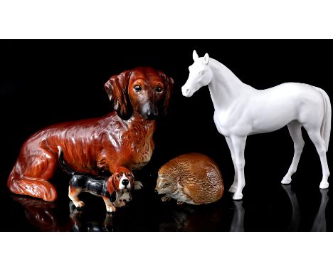 4 porcelain Goebel statues incl. white horse, 24 cm high