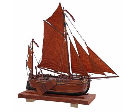 Scale model of a Bomschuit, Noordwijk 18, 68 cm high, 75 cm long