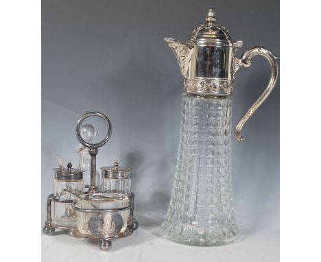 RAF interest- A&nbsp;Walker and Hall silver plate cruet set having an&nbsp;RAF insignia to the front, raised on ball feet wit