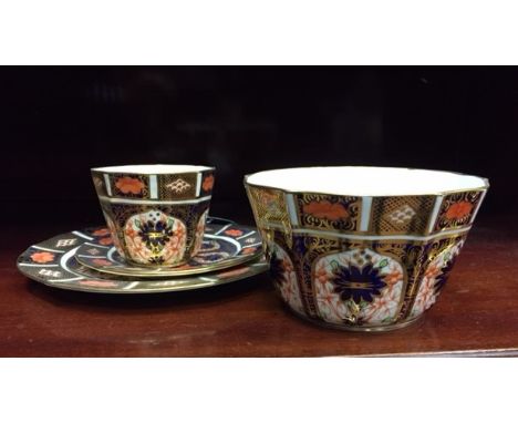 EARLY 20TH CENTURY ROYAL CROWN DERBY IMARI PART TEA SERVICE
with factory stamp (1891-c.1921) and numbered '1128' to base, eig