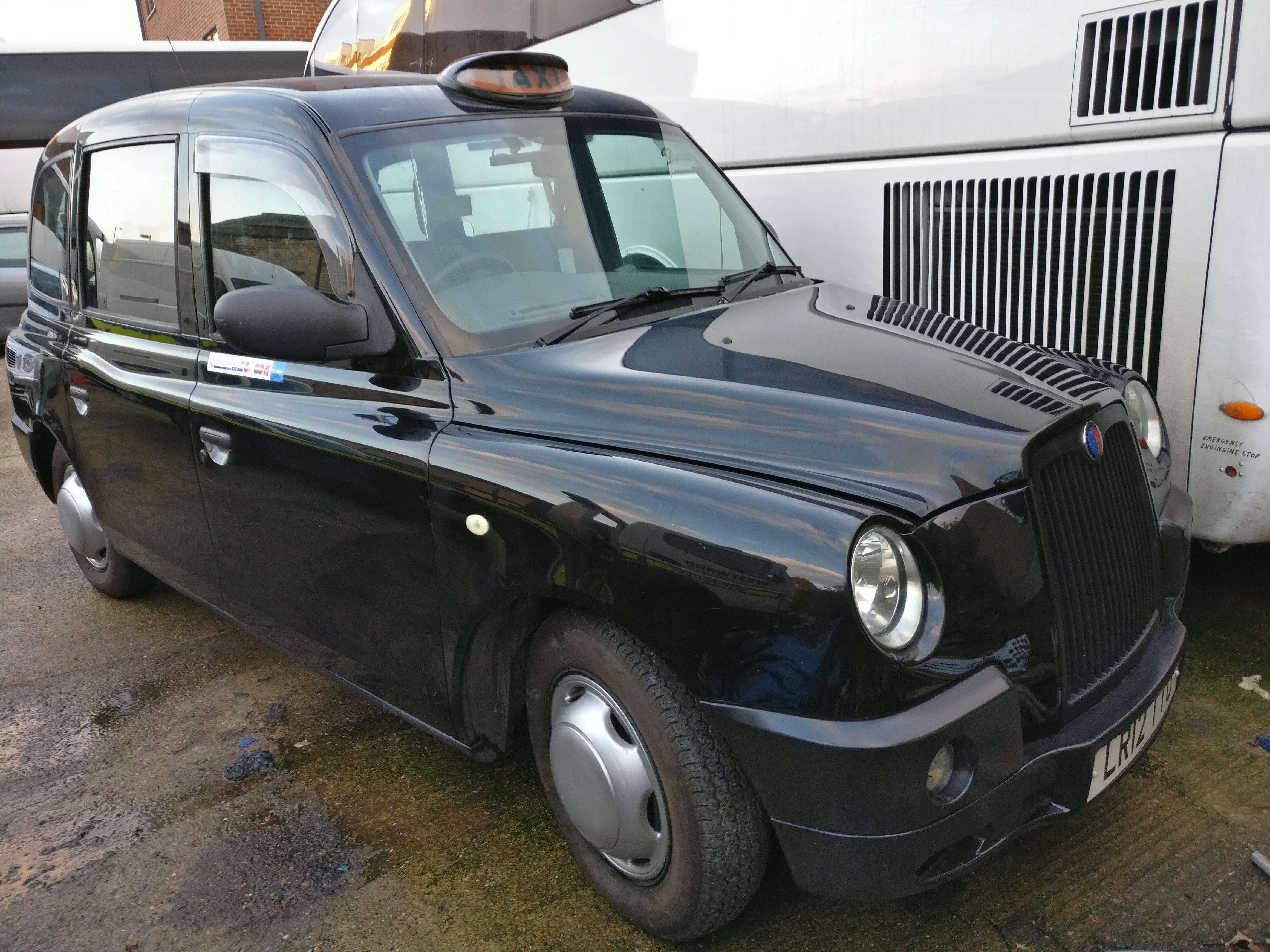 * 2012 London Taxis International FX4 Auto ''Black Cab'', Reg LR12 TTO ...