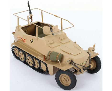 Modern German Army Half Track Vehicle ‘Sd Kfz 250’, in the Gert Duscha style for use with Elastolin and Lineol figures. Tropi
