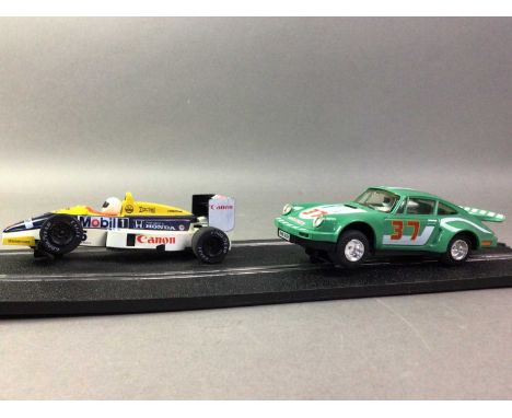 SCALEXTRIC GRAND PRIX FORMULA ONE SET including cars, track and controllers