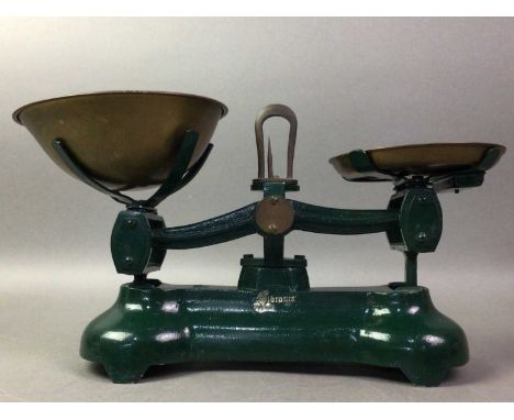SET OF LIBRASCO KITCHEN SCALES along with weights