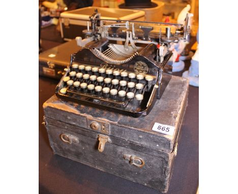 BIJOU TYPEWRITER. Taylors Typewriter Co antique typewriter model Bijou