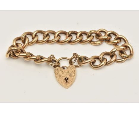 A 9CT GOLD CURB LINK BRACELET, designed with alternating textured and polished hollow links, fitted with a foliate detailed h