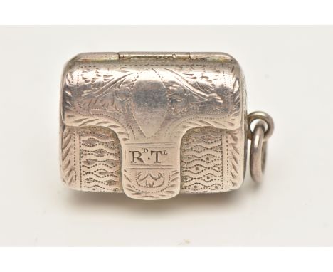 A GEORGE III SILVER VINAIGRETTE OF SATCHEL FORM, engine turned decoration, engraved initials to the flap, fitted with a hangi